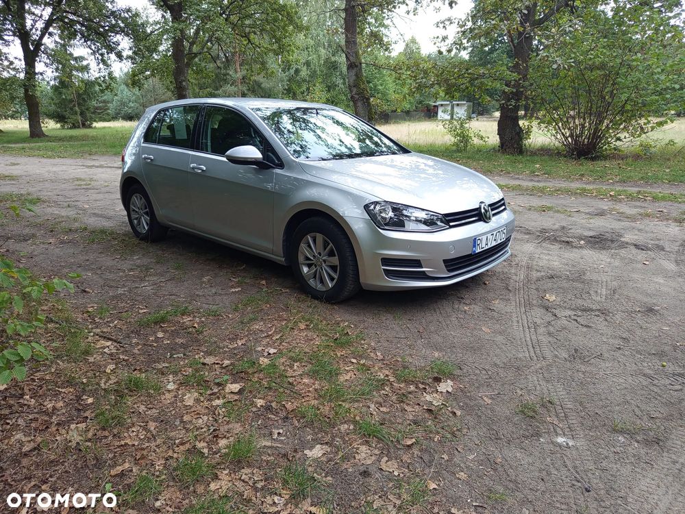 Volkswagen Golf - 25