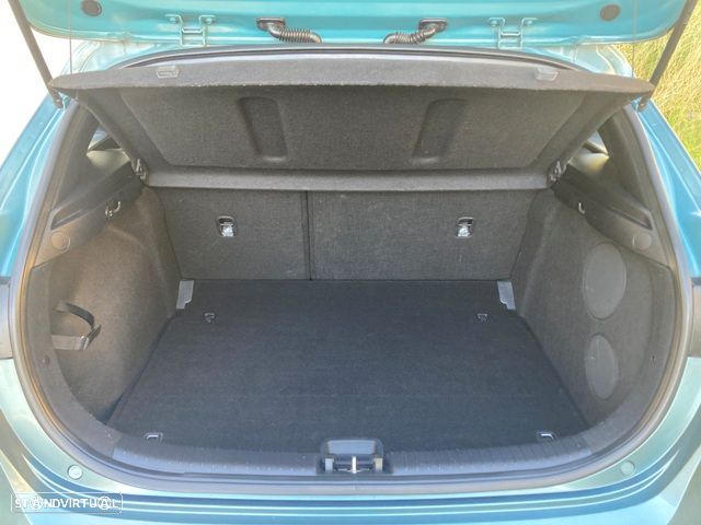 Kia Ceed 1.6 CRDi ECO-Dynamics+ (48V Mild-Hybrid) Platinum Edition - 36