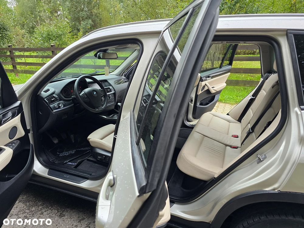 BMW X3 xDrive20i - 17