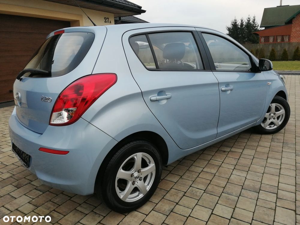 Hyundai i20 1.25 Classic + - 11