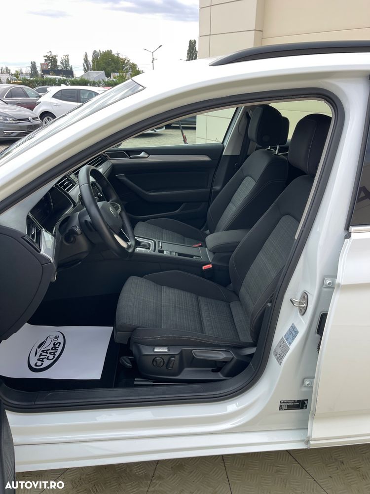 Volkswagen Passat - 29