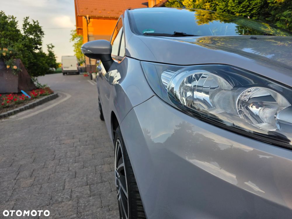 Ford Fiesta 1.4 Champions Edition - 10