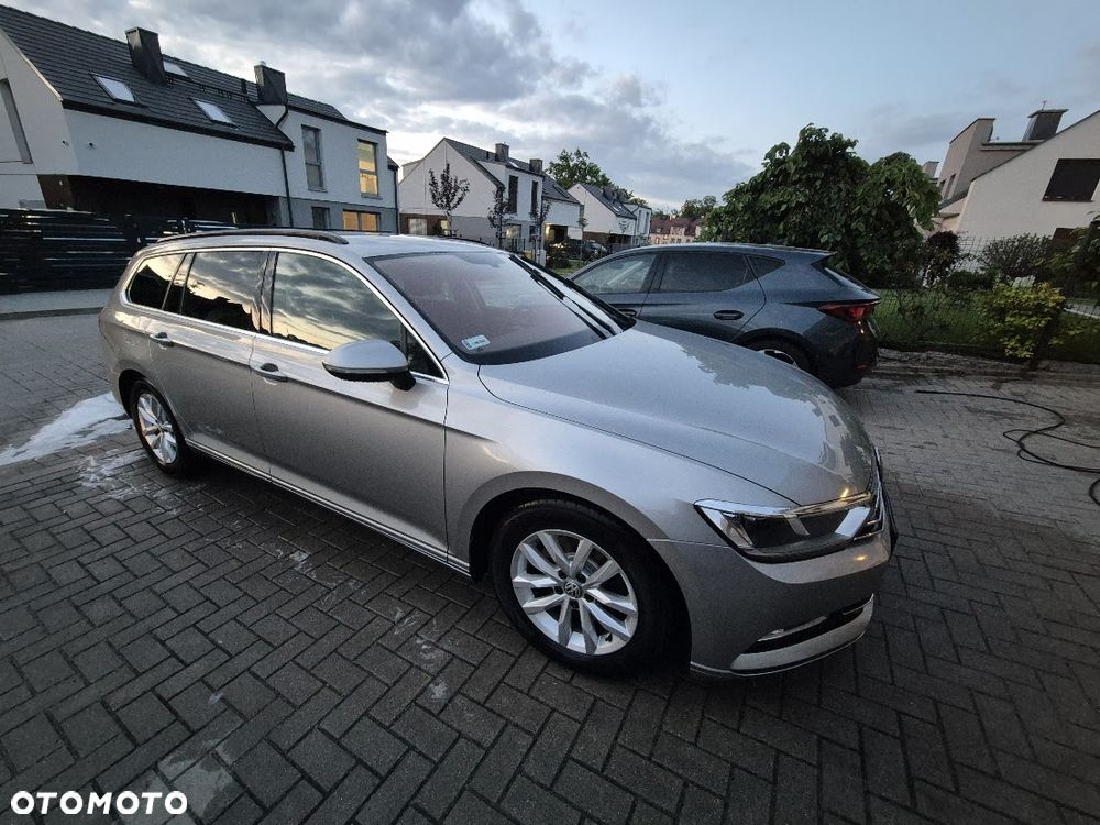 Volkswagen Passat 2.0 TDI BMT Comfortline DSG - 4