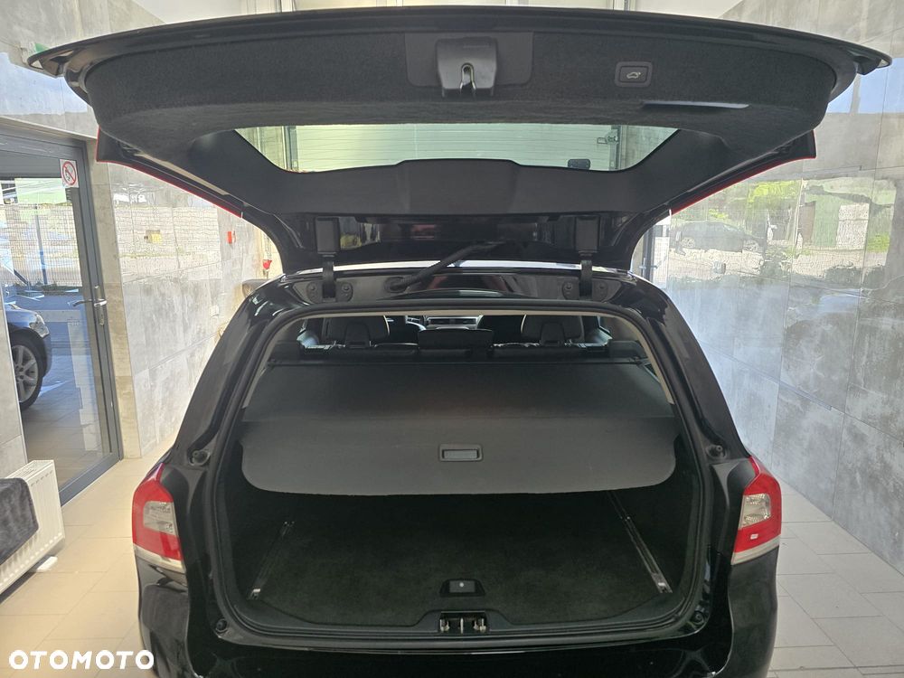 Volvo V70 D4 Geartronic Momentum - 11