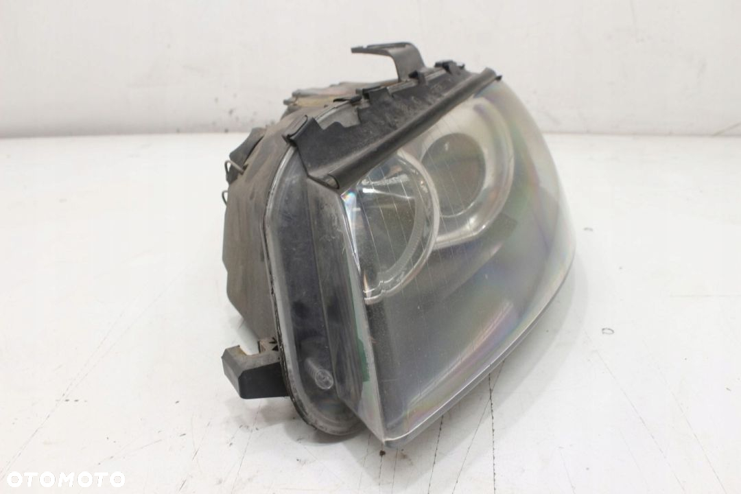 A3 8P 3D LAMPA PRAWY PRZÓD XENON - 6