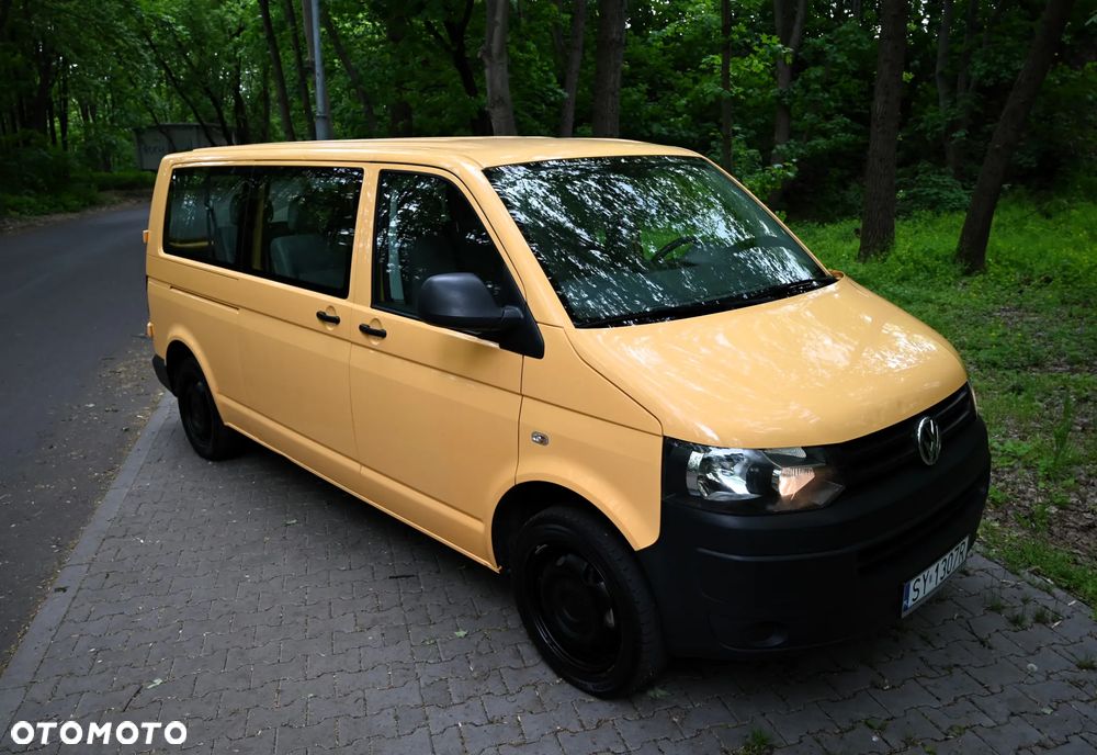 Volkswagen Transporter - 2