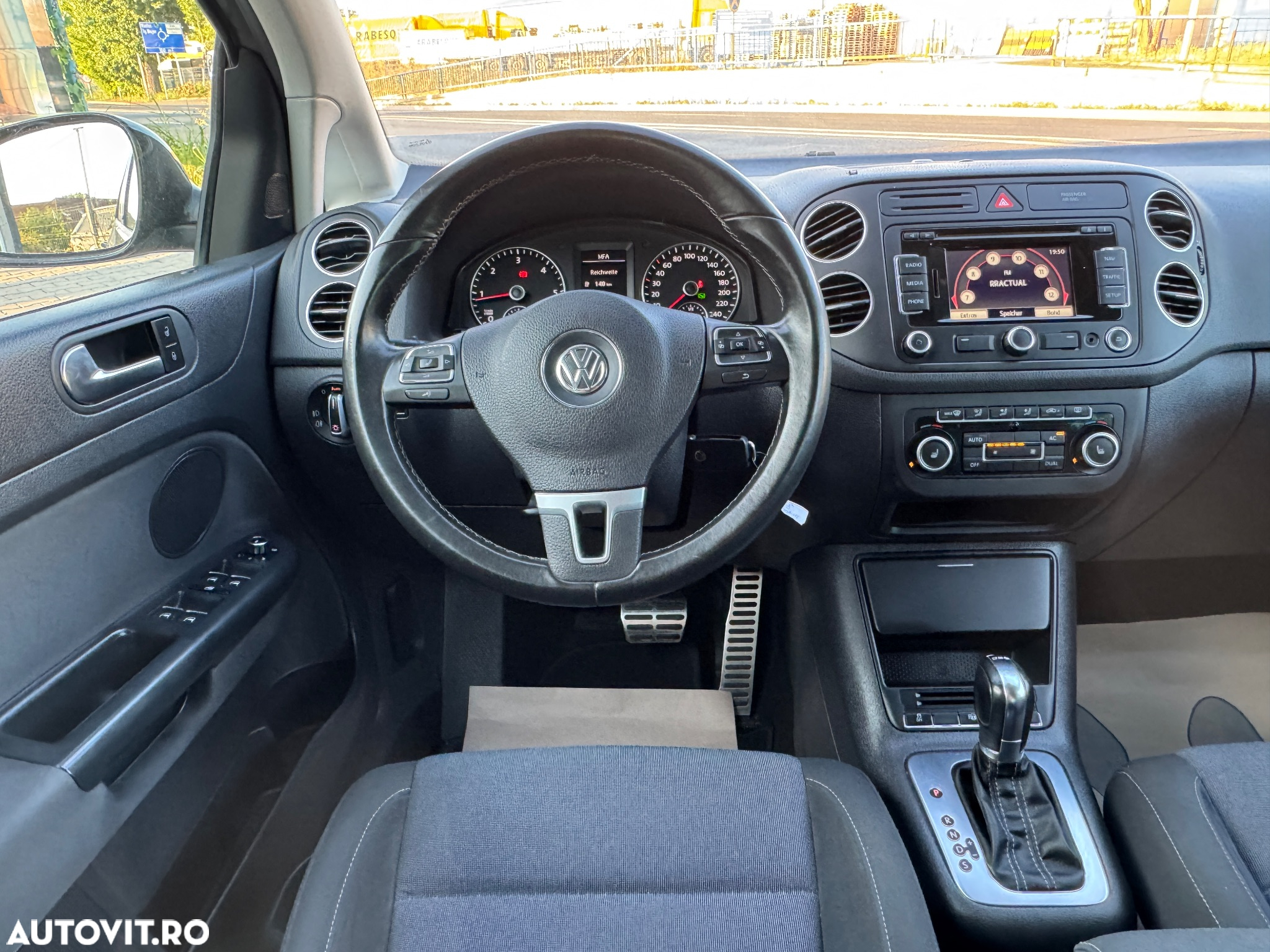 Volkswagen Golf 1.6 TDI DPF DSG MATCH - 15
