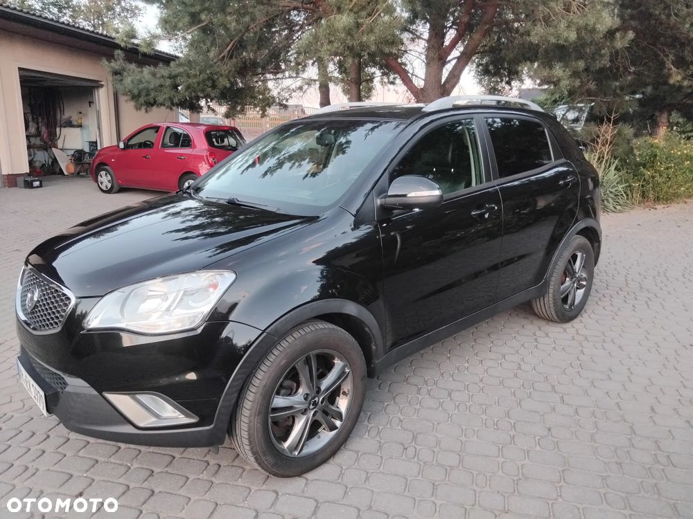 SsangYong/KGM Korando 2.0 E-XDi DPF 4WD Automatik Quartz