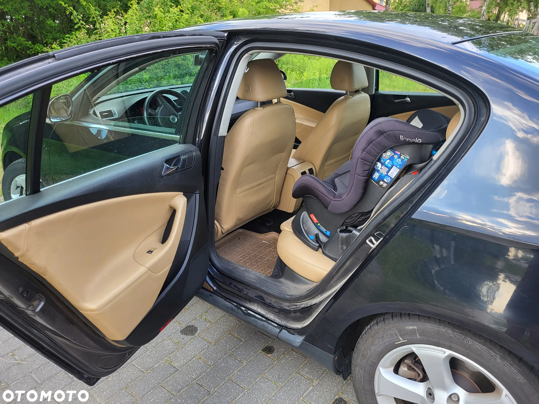 Volkswagen Passat 2.0 TDI Comfortline - 10