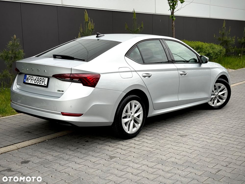 Skoda Octavia 1.5 TSI e-Tec Ambition DSG - 4