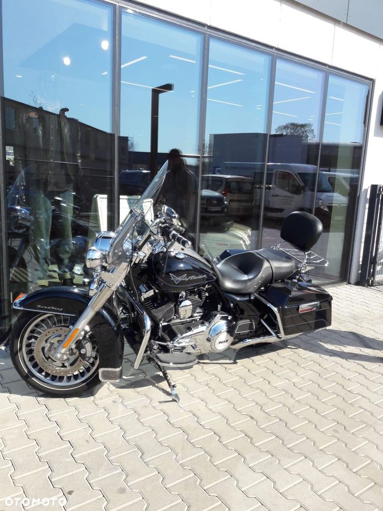 Harley-Davidson Touring Road King - 13