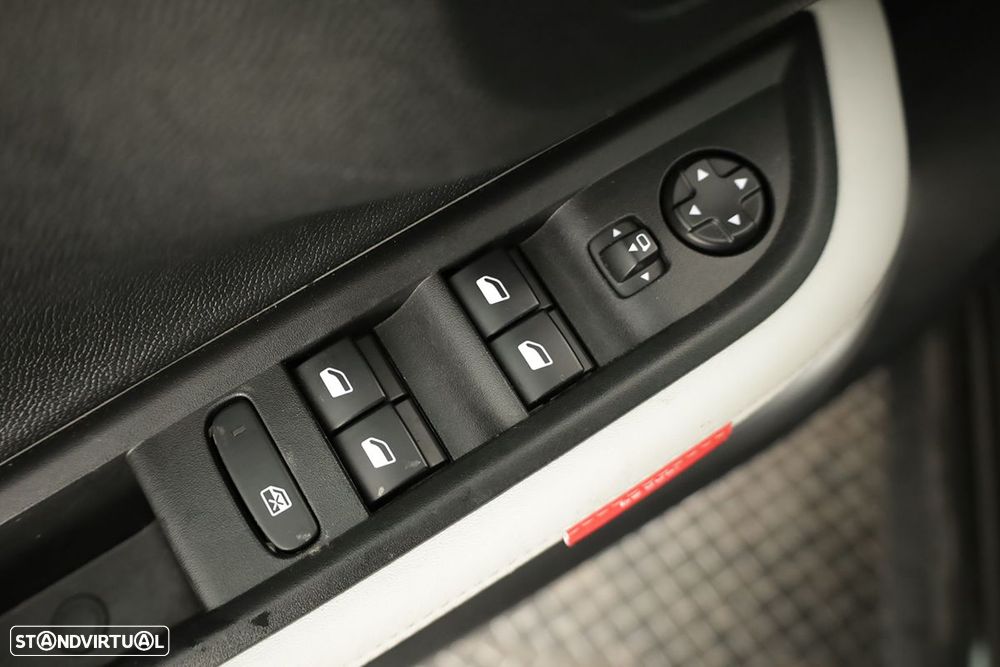 Citroën e-C3 44 kWh Autonomia Conforto Max - 20