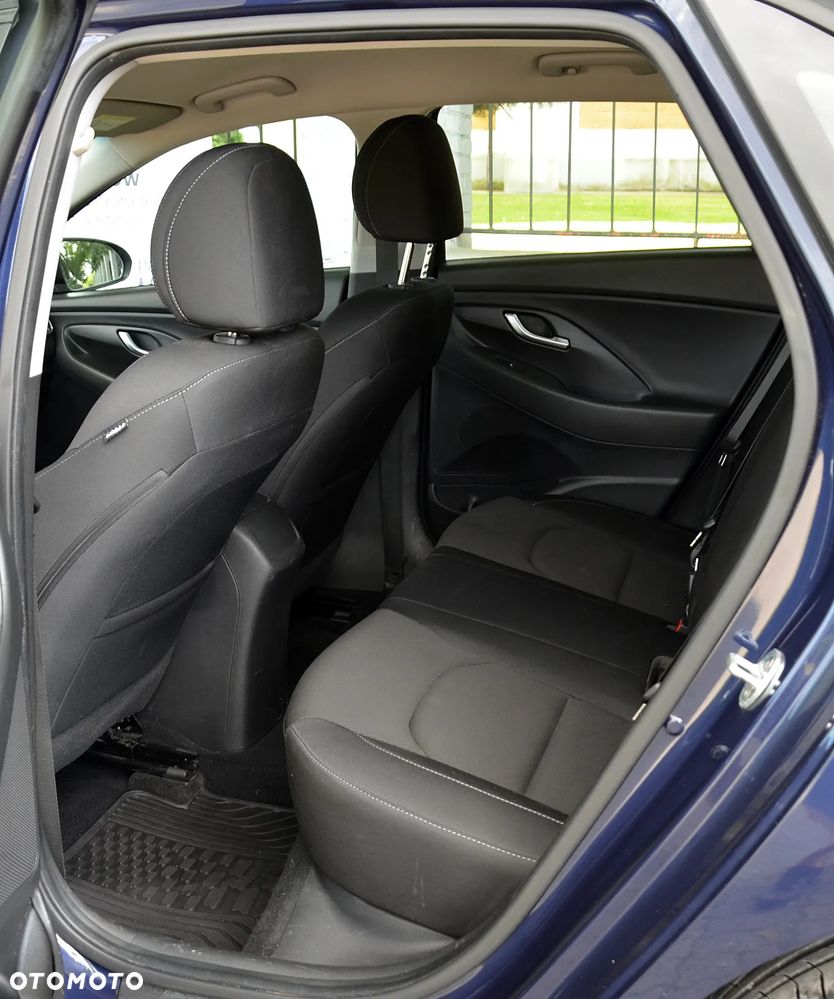 Hyundai i30 1.6 CRDI Select - 9