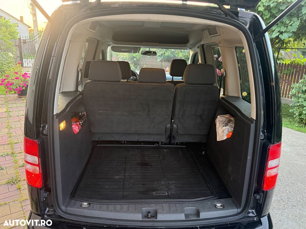 Volkswagen Caddy 2.0 TDI Comfortline DSG - 12