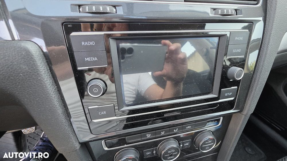 Volkswagen Golf 1.6 TDI Trendline - 9