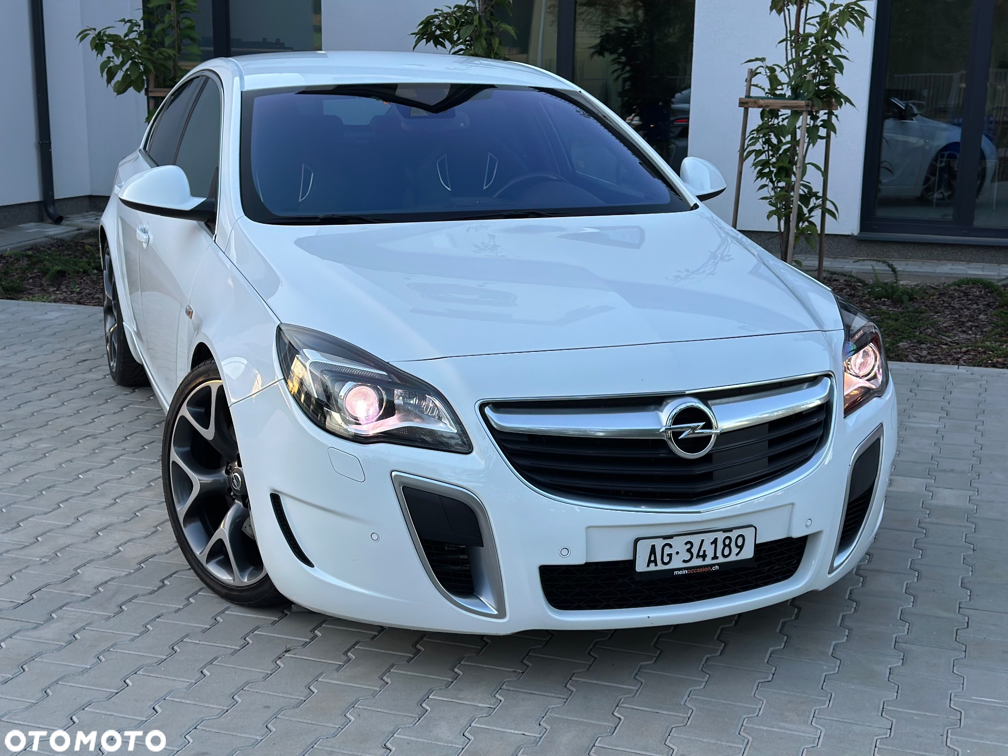 Opel Insignia 2.8 V6 Turbo Sports Tourer 4x4 Automatik OPC - 2