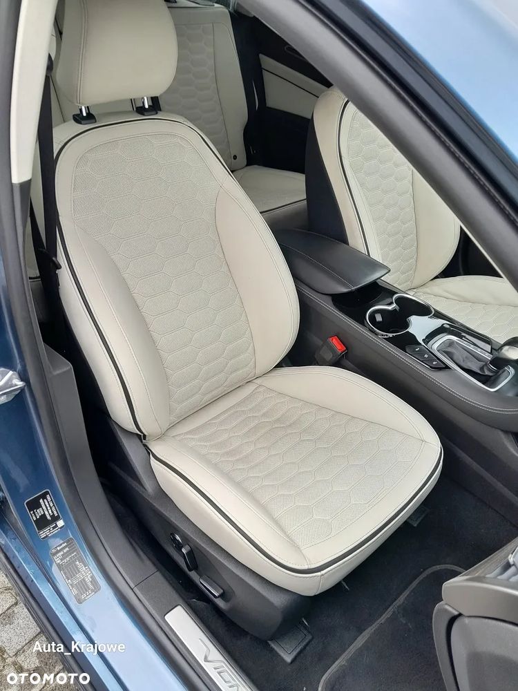 Ford Mondeo 2.0 Hybrid Vignale Plus - 33