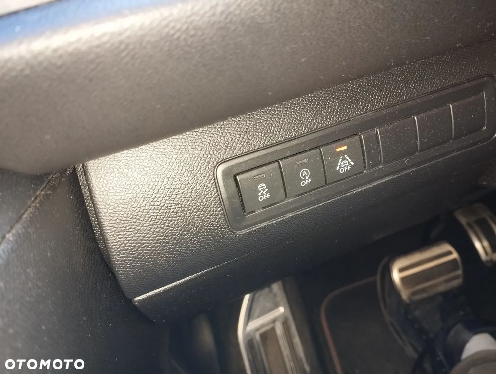 Peugeot 308 BlueHDi FAP 180 EAT8 Stop & Start GT - 20