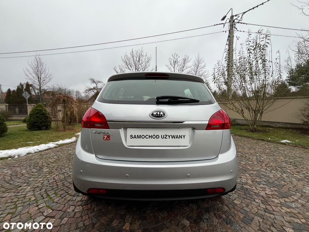 Kia Venga 1.4 M - 11