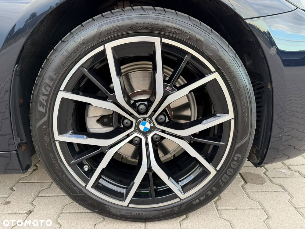 BMW Seria 5 520d xDrive mHEV M Sport sport - 12