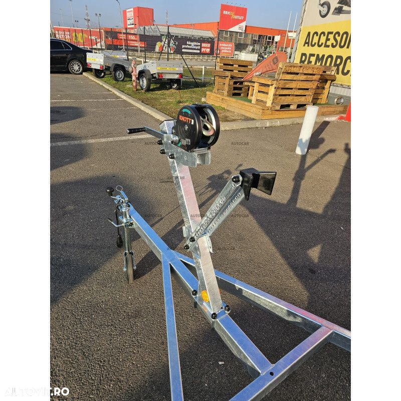 Autocar Transport ambacatiuni Peridoc cu o singura axa P750-5.6 lux - 9