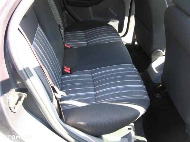 Ford Focus 1.6 Gold X EU5 - 16