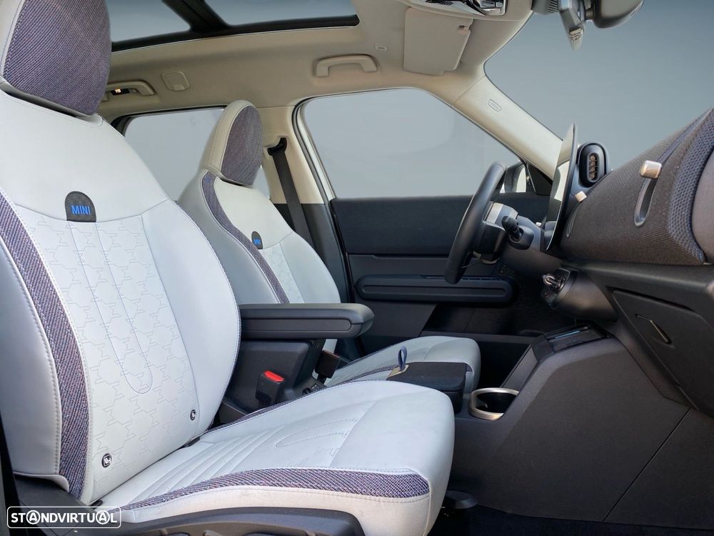 MINI Countryman E Classic M - 17