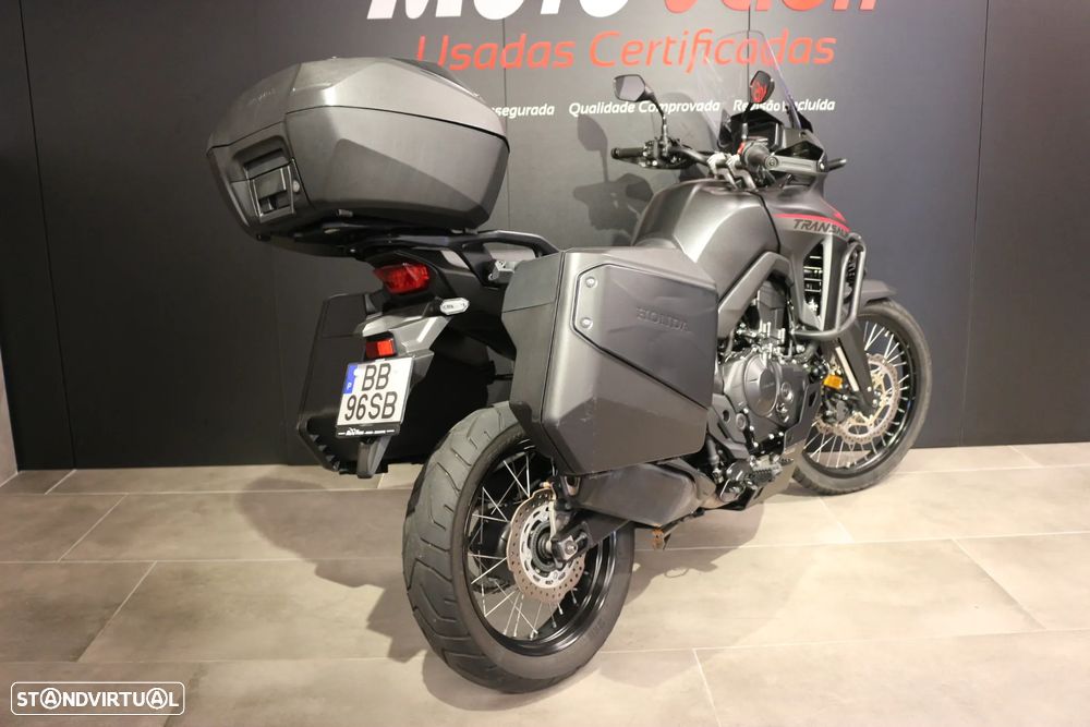 Honda Transalp 750 - 10