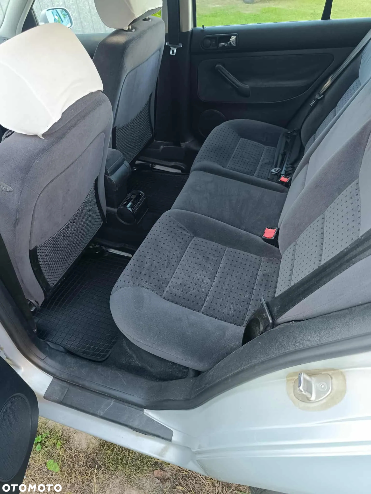 Volkswagen Golf 1.6 - 18