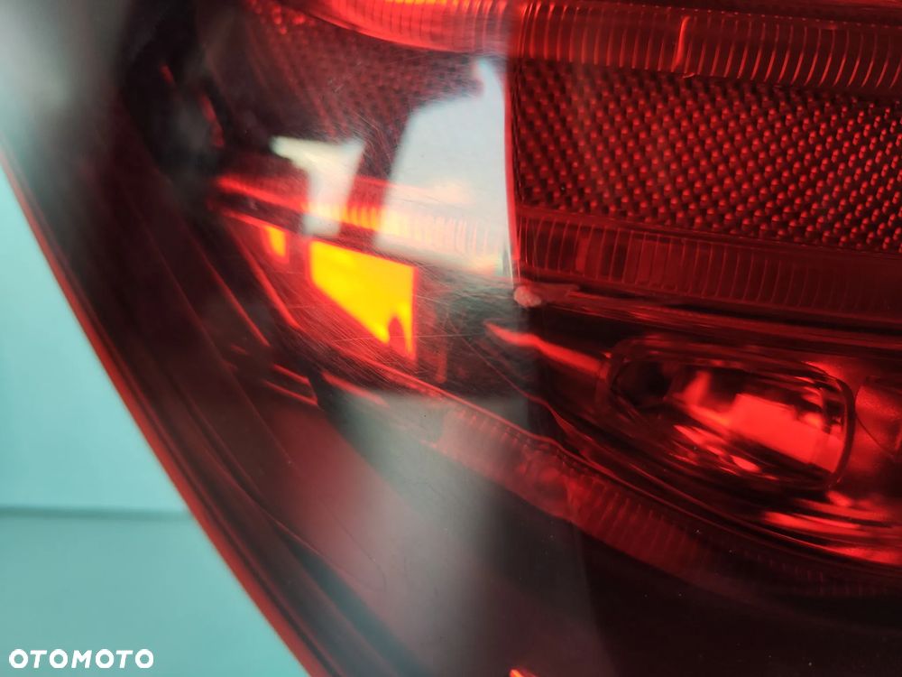 Lampa tylna lewa Mercedes C Klasa A2059060357 - 6