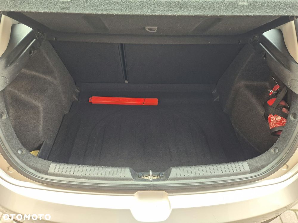 Kia Ceed 1.4 M - 27