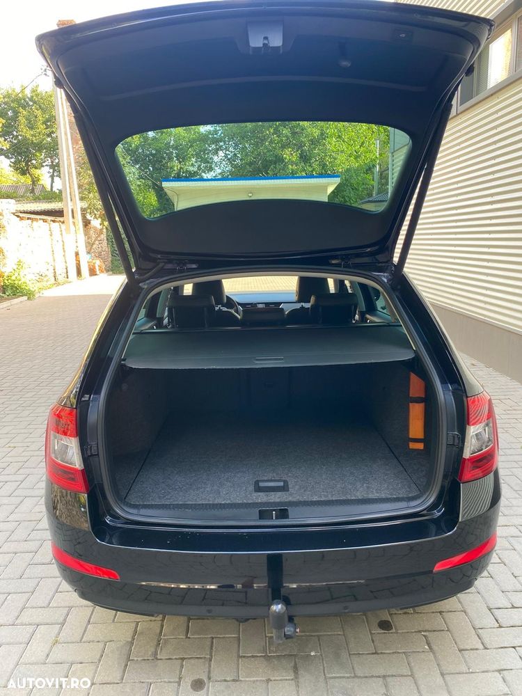 Skoda Octavia 2.0 TDI Ambition - 11