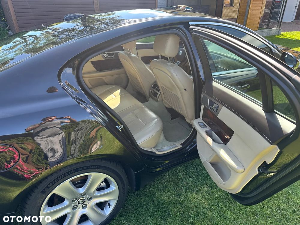 Jaguar XF 3.0 V6 D S Premium Luxury - 12