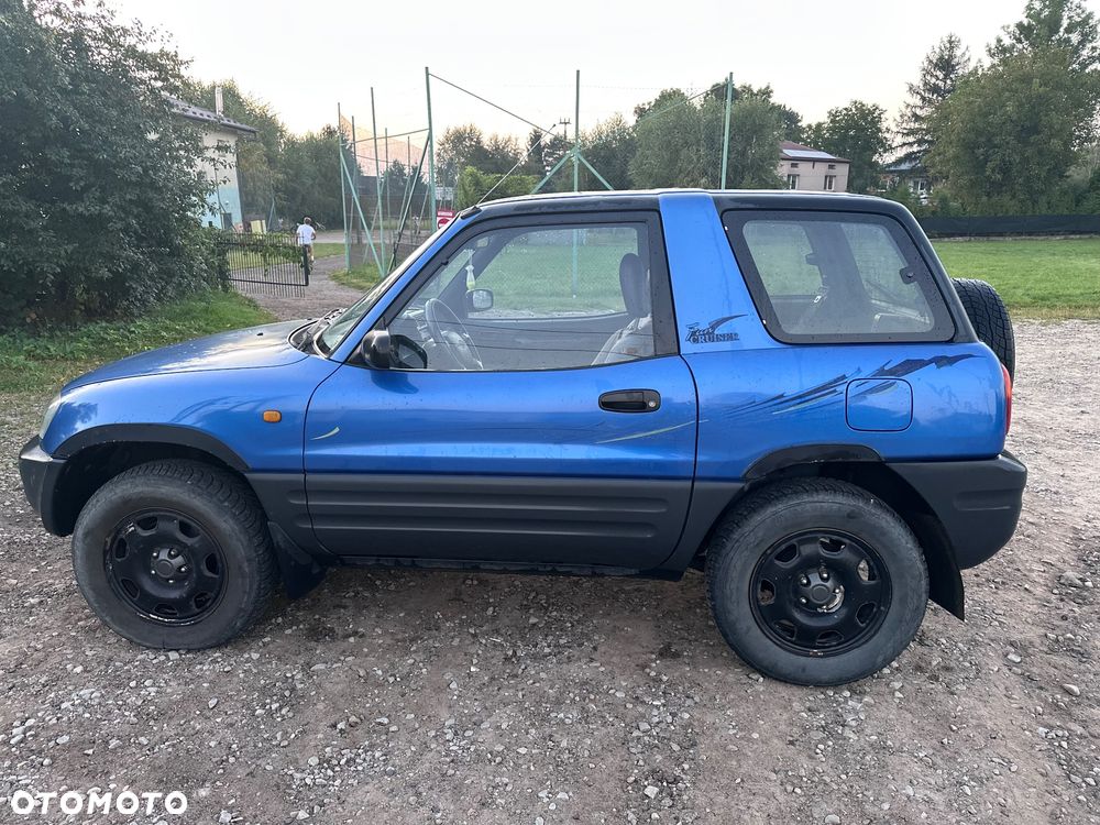 Toyota RAV4 2.0 - 7