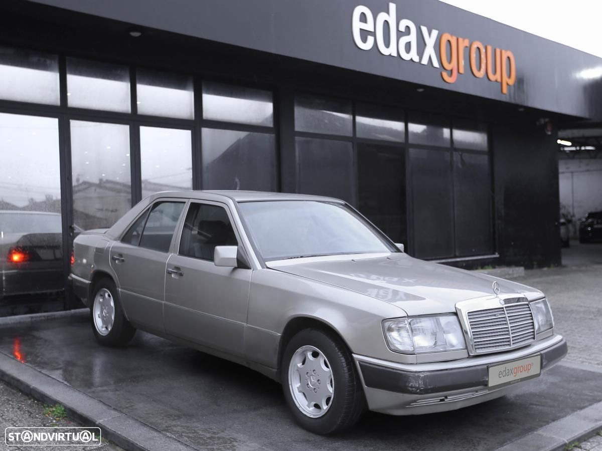 Mercedes-Benz 250 - 1