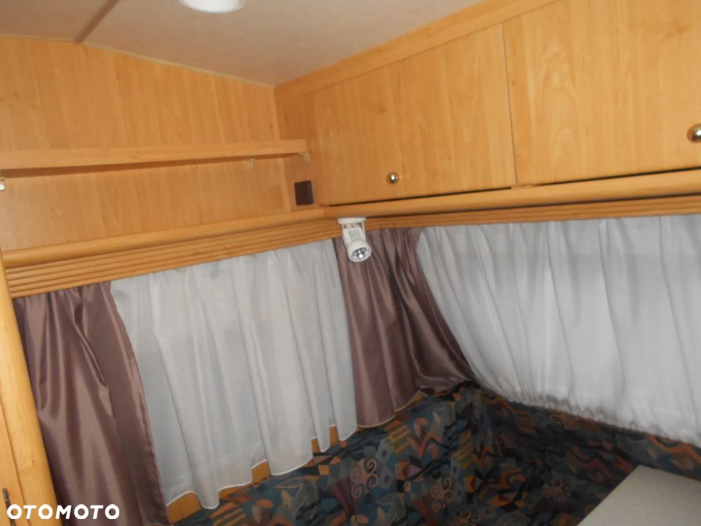 Dethleffs CAMPER 390 - 18