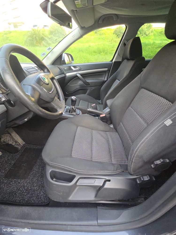 Skoda Octavia Break 1.9 TDi Sportline Pack - 15