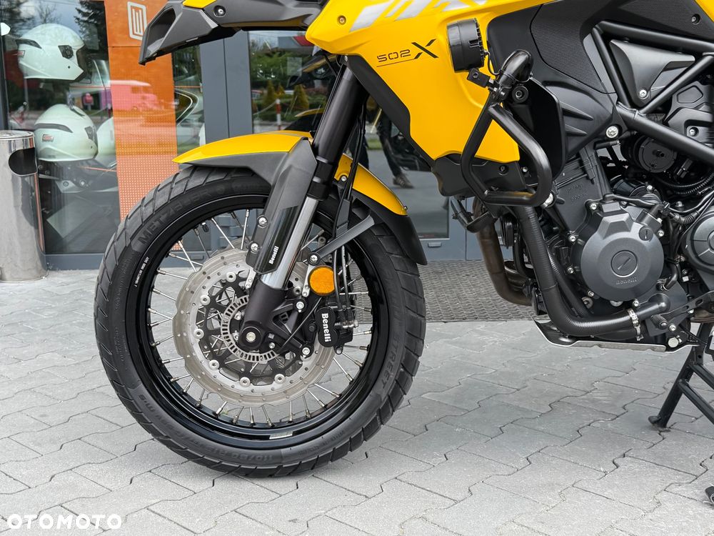 Benelli TRK 502X - 34