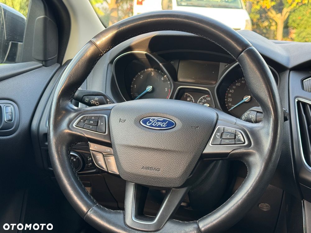 Ford Focus 2.0 TDCi Titanium ASS - 17