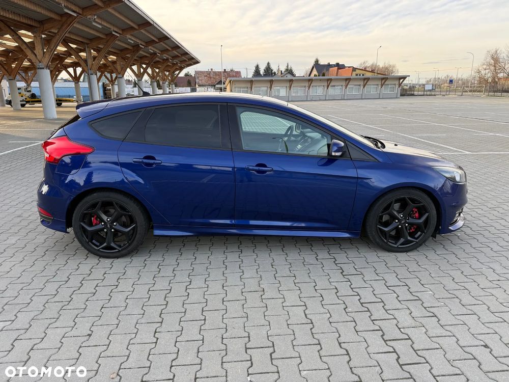 Ford Focus 2.0 TDCi ST-2 PowerShift - 4