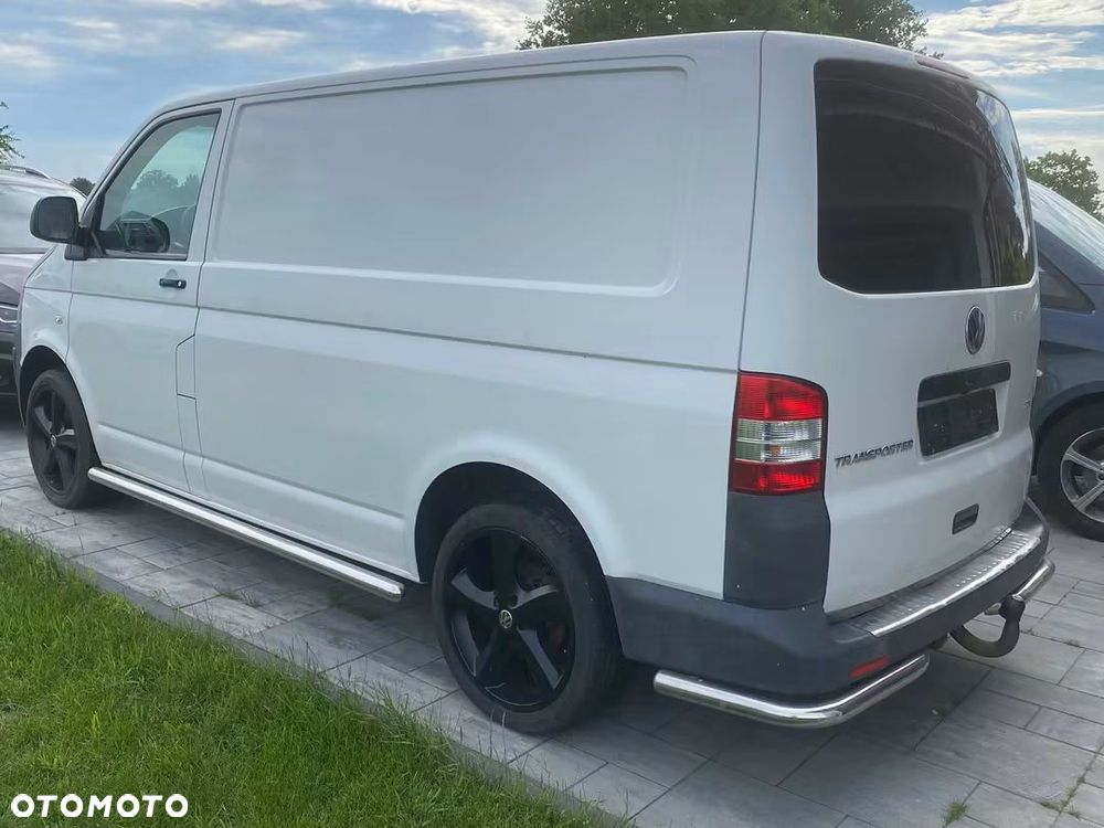 Volkswagen Transporter - 4