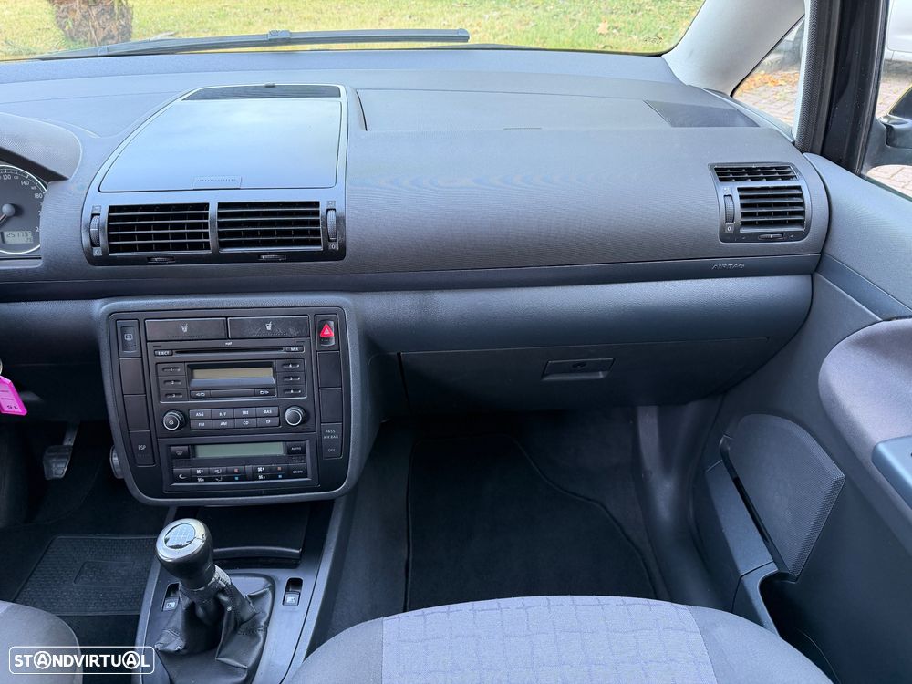 SEAT Alhambra 2.0 TDI Sport - 32
