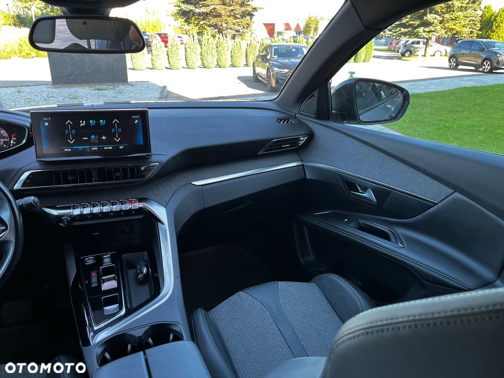 Peugeot 3008 1.5 BlueHDi Allure Pack S&S EAT8 - 37