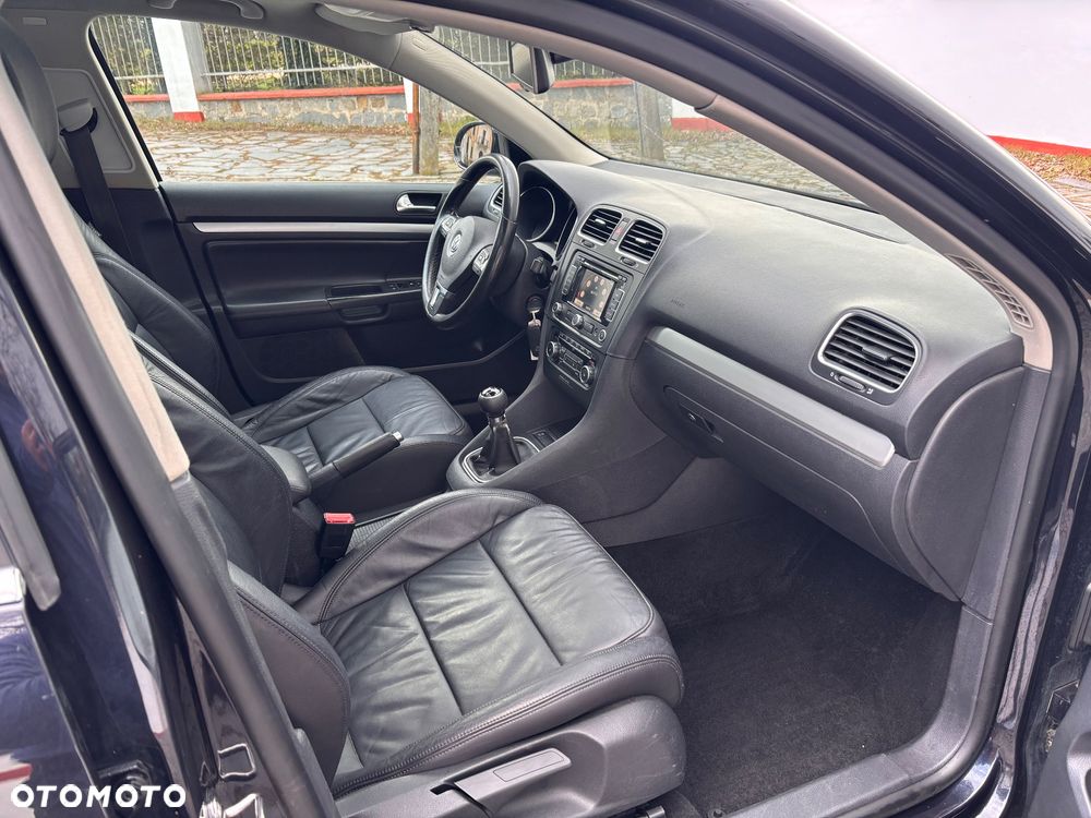 Volkswagen Golf 2.0 TDI DPF Highline - 6