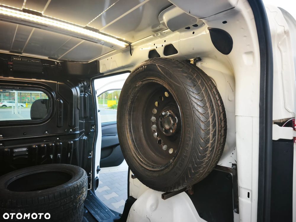 Fiat Doblo II 1.4 16V 95KM PB+LPG, Skrzynia 6-bieg., Klimatyzacja - 20