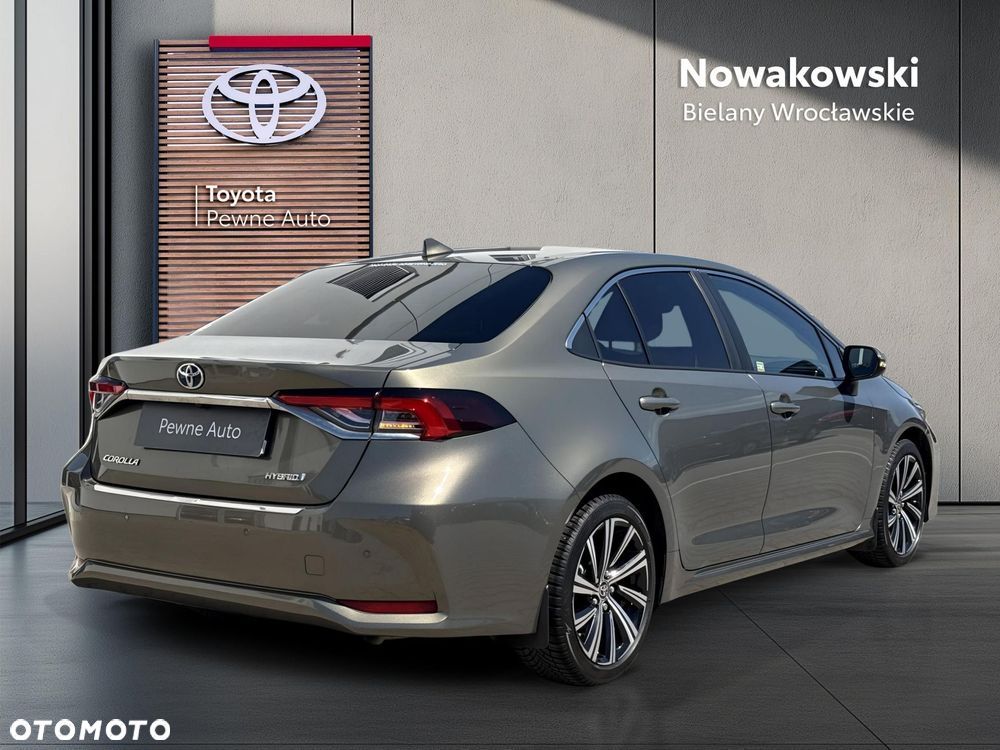 Toyota Corolla 1.8 Hybrid Comfort - 29