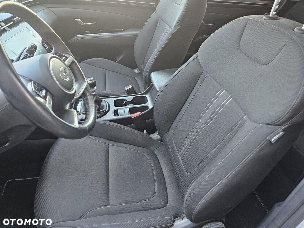 Hyundai Tucson 1.6 T-GDi Smart 2WD - 12