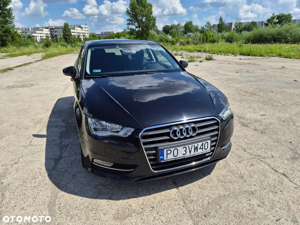 Audi A3 Sportback 1.6 TDI Attraction - 2