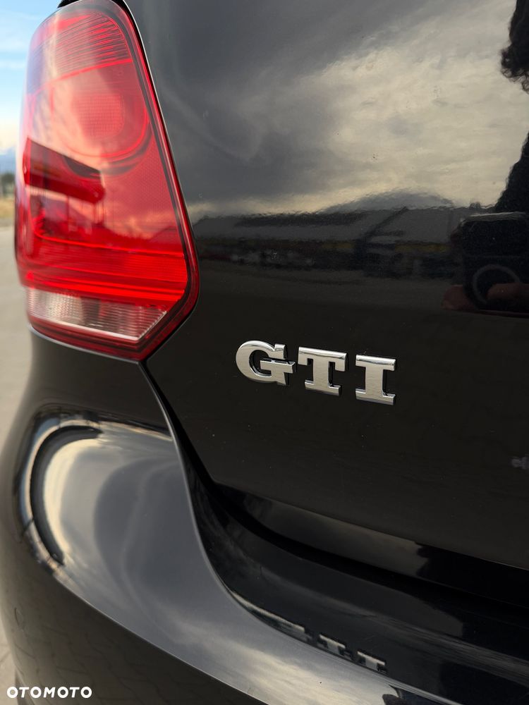 Volkswagen Polo 1.4 DSG GTI - 14