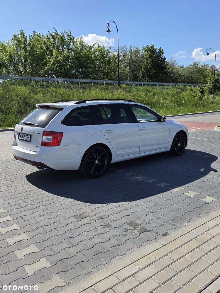 Skoda Octavia 2.0 TDI RS - 3